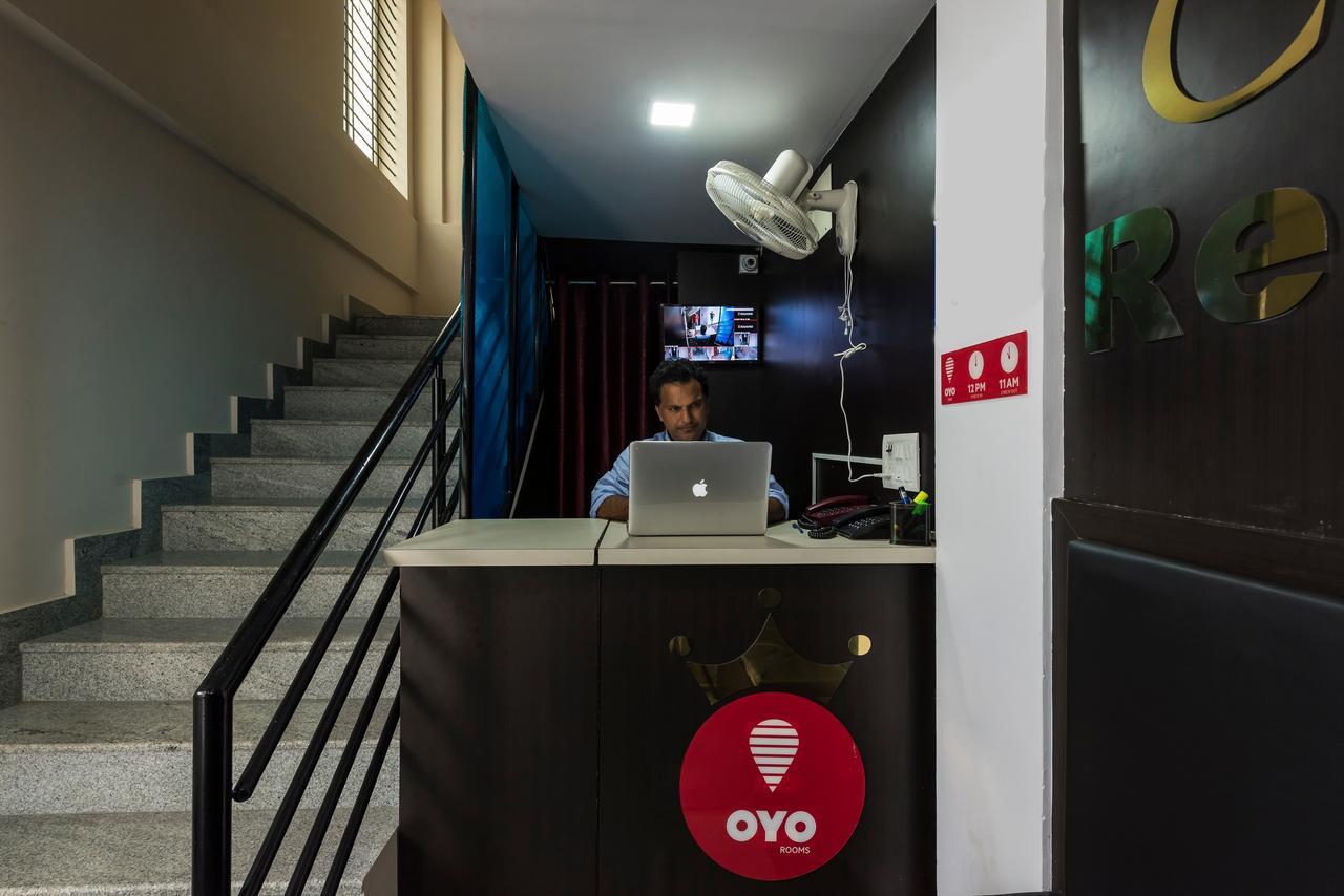 Oyo 9544 Hotel Crown Residency Mysore Exterior photo