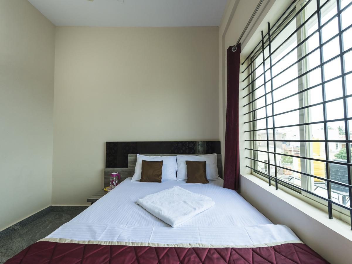 Oyo 9544 Hotel Crown Residency Mysore Exterior photo